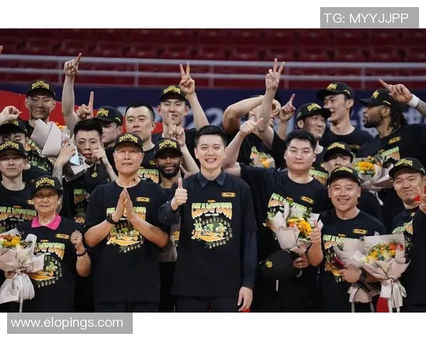 辽宁男篮与广东男篮激战不止，双方都力争晋级总决赛！